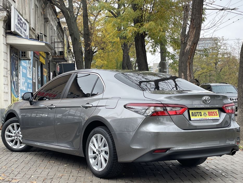 Toyota Camry 2023 року , офіційна