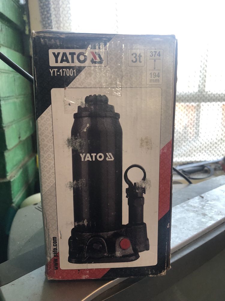 Домкрат Yato t3