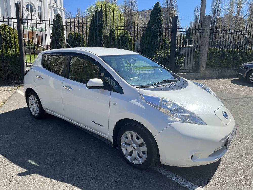 Nissan Leaf 2013, 24 kWt