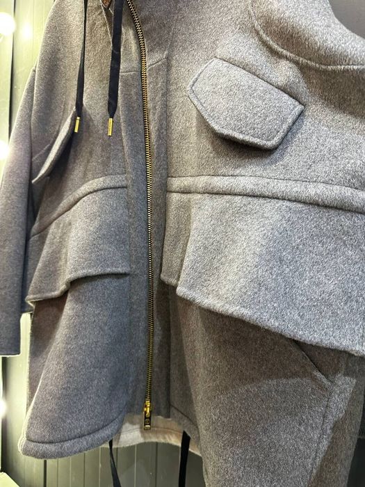 Пальто укорочене Louis Vuitton