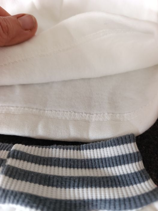 Продам детский вещи , зимняя шапка, костюм,человечек ,размер 3-6 мес