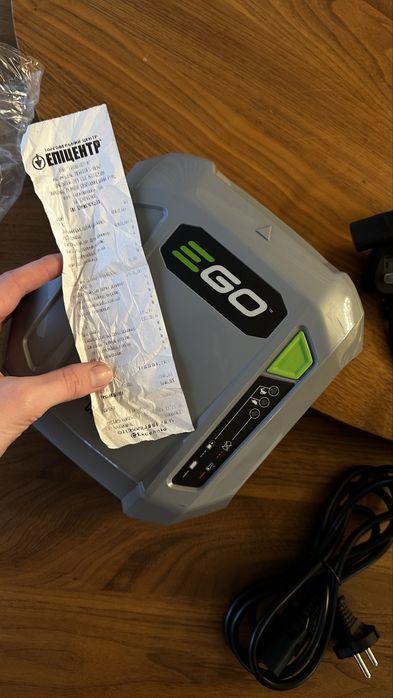 Зарядное устройство EGO CHX5500E Commercial (56 В, 2-7.5 А/ч)