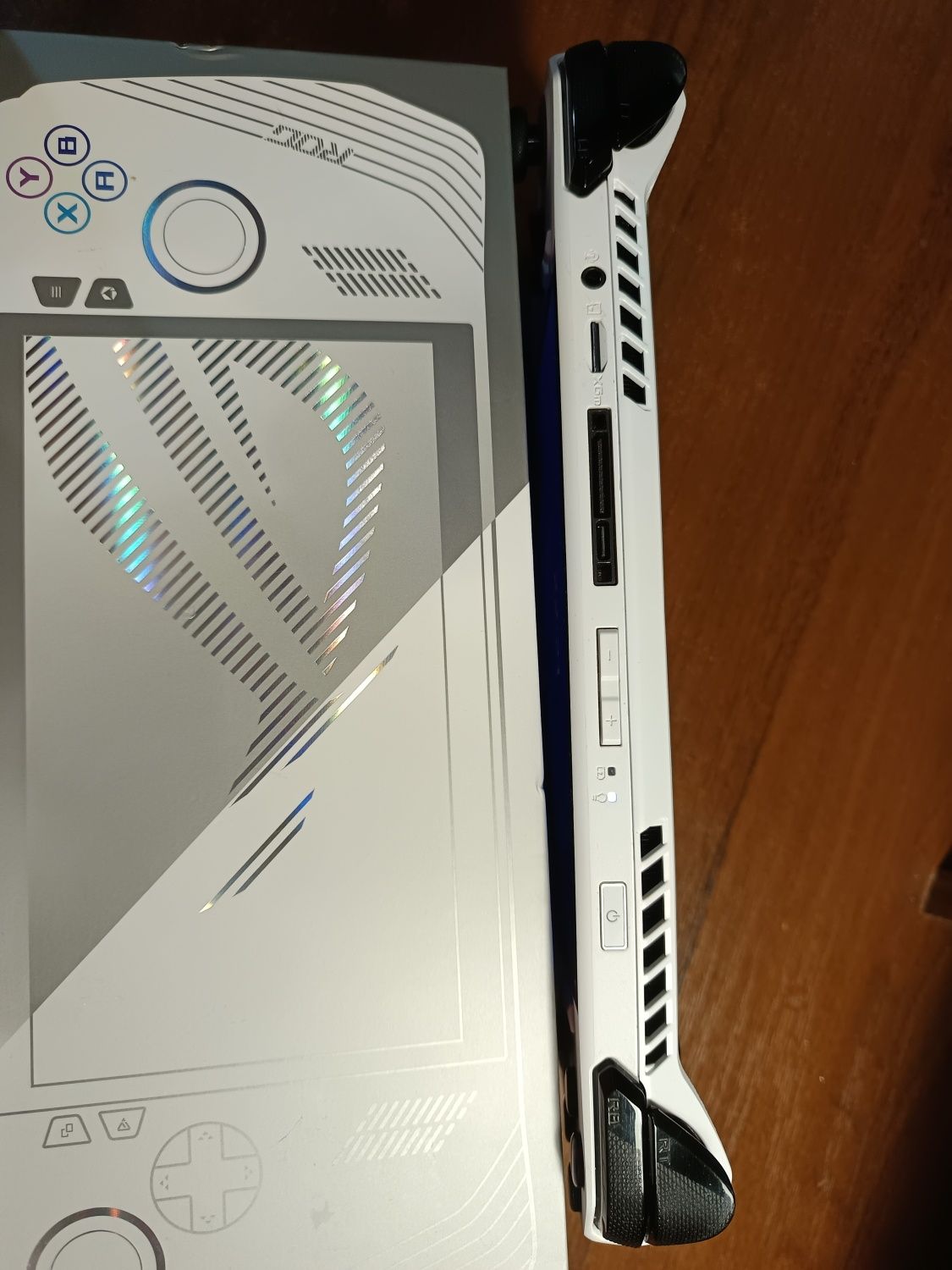 Asus ROG ALLY + комплект