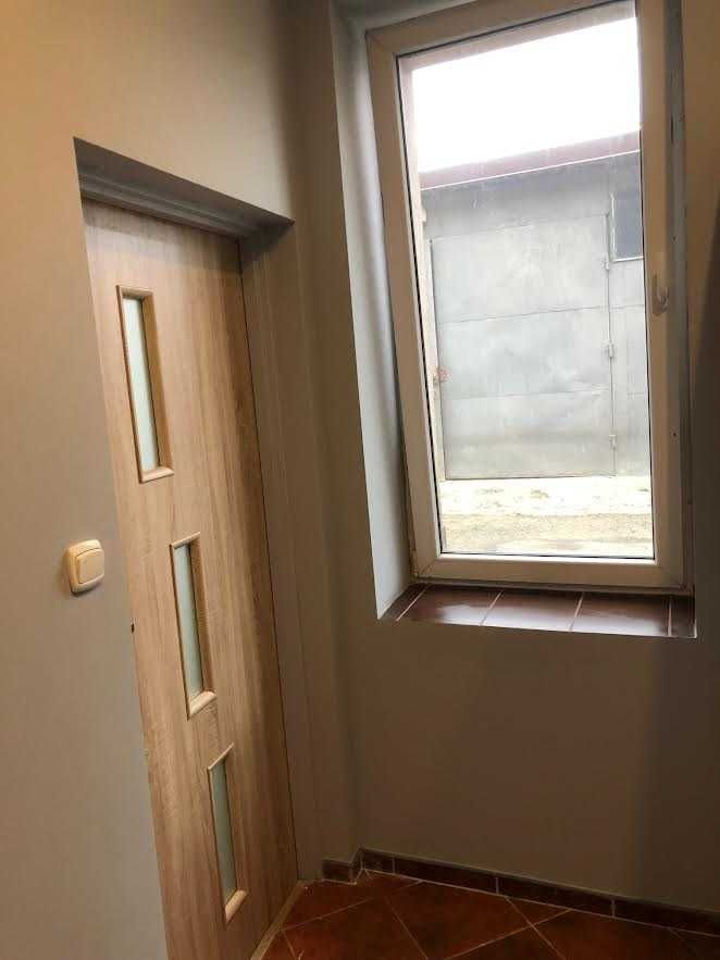 Hala z potencjałem – 150 m², 4,5 m wysokości – Centrum Nysy