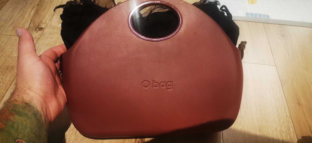 O-bag Moon w kolorze bordowym