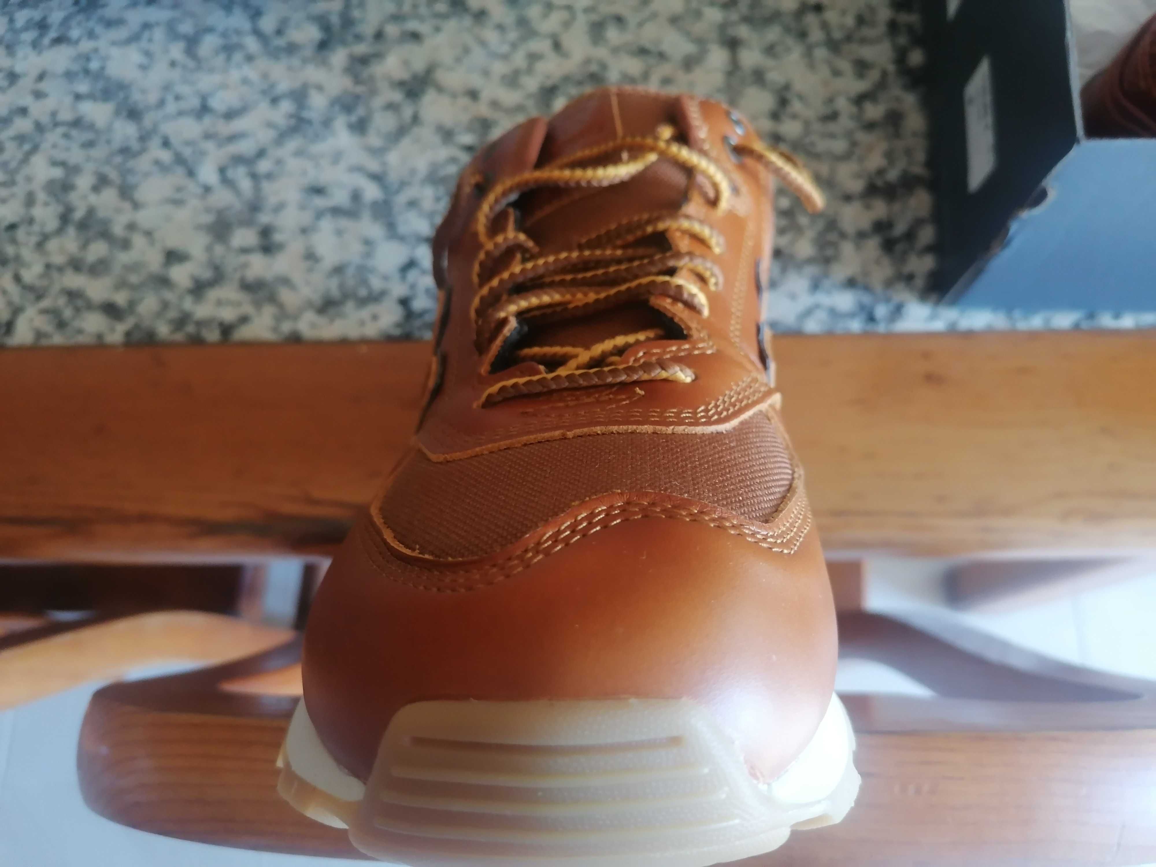 Vendo sapatilhas New Balance U574H novas