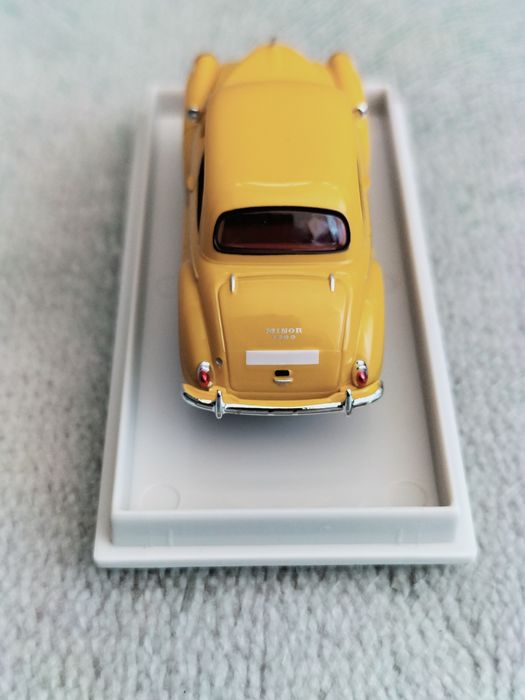 Brekina 1/87 Morris Minor 1000 (LHD) Model. 15206 Skala 1:87