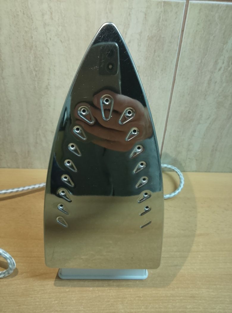 Żelazko parowe ŁUCZNIK moc 1600W jak nowe