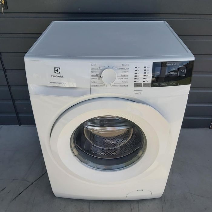 Pralka Electrolux 8kg. 1200obr.
