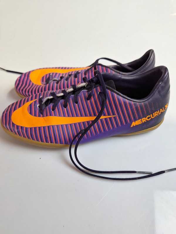 Buty sportowe halówki do grania w piłke Nike Mercurial r.38