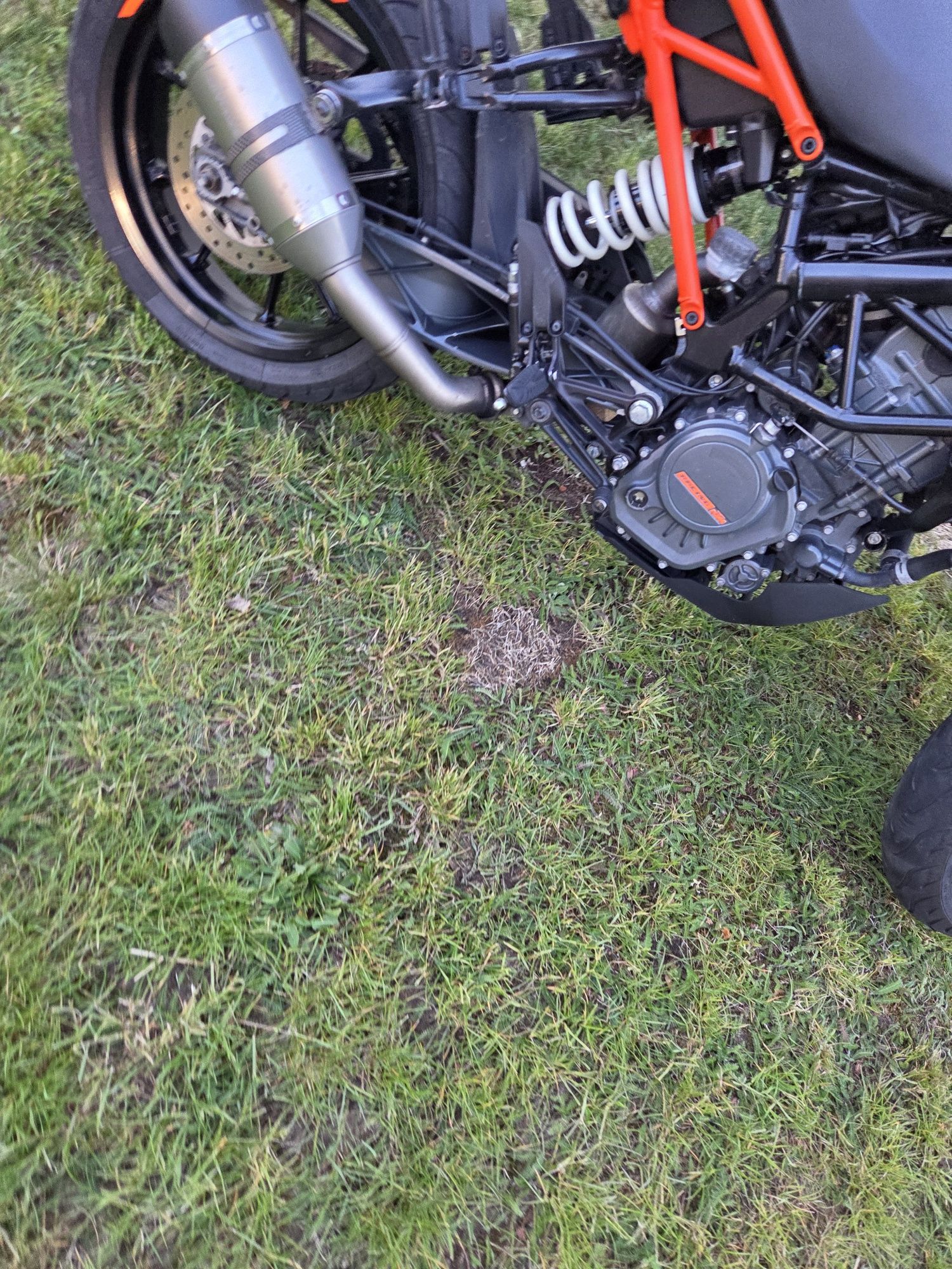 KTM Duke 2017r 125 wydech leovince