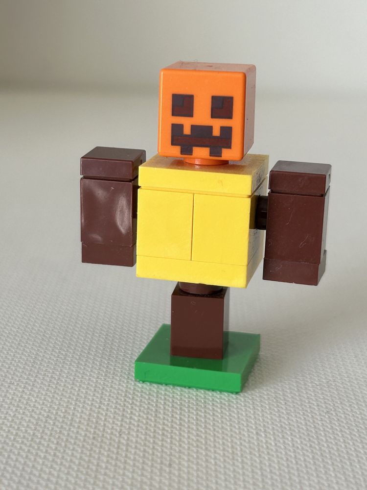 Lego Minecraft Strach na wróble, Dyniogłowy