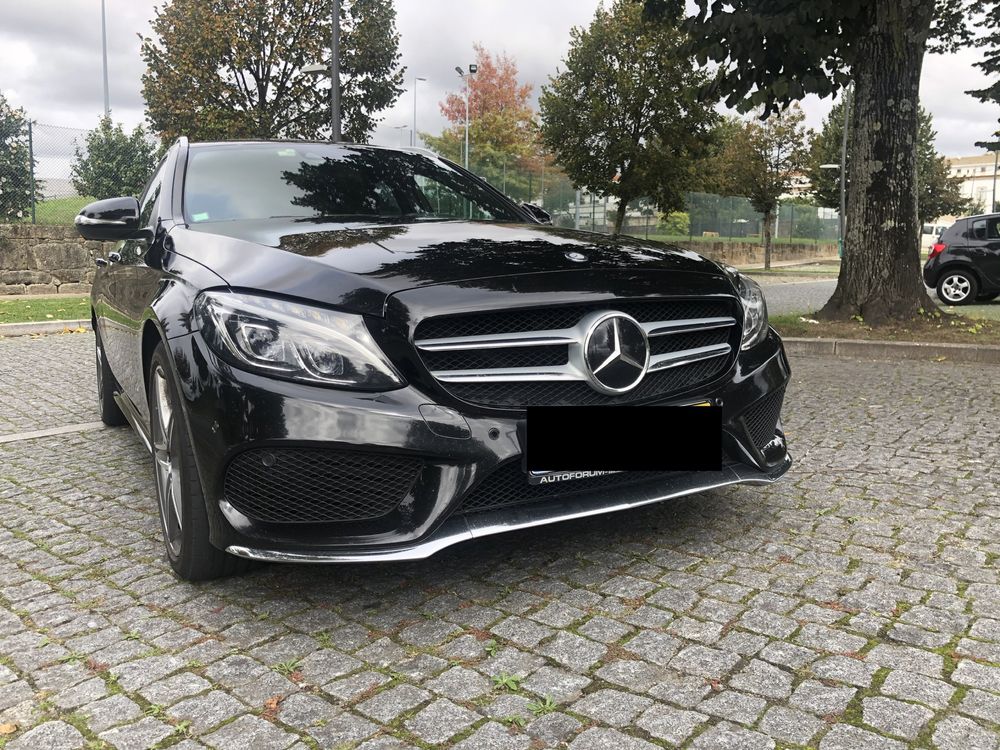 Mercedes- Benz C220d 7G AMG Automática Full Extras