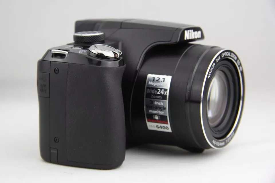 Aparat Nikon Coolpix P90
