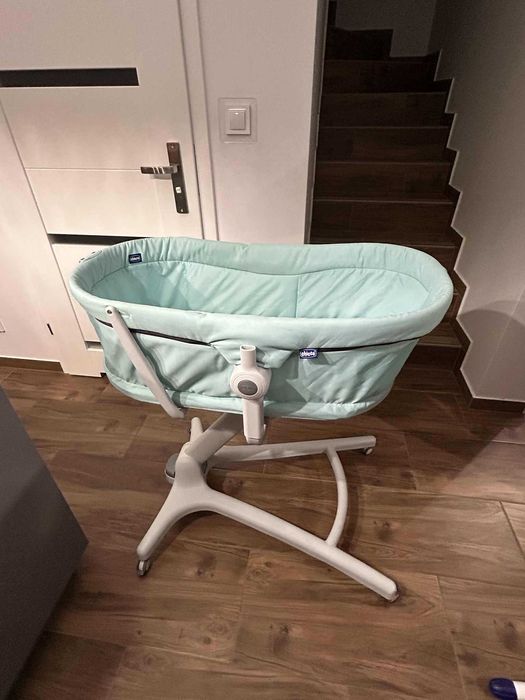 Chicco Baby Hug 4 w 1 / 100% sprawne łóżeczko dziecięce,  leżaczek