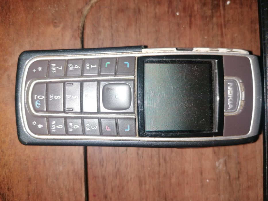 Telemóvel Nokia Antigo