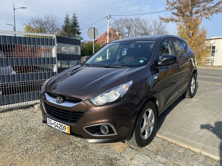 Hyundai ix35  Blue drive