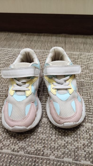 Кросівки дитячі 30р.