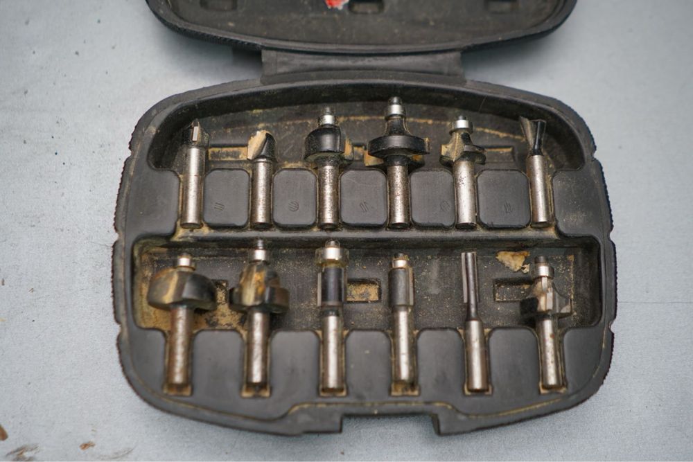 Набір фрез Bosch для ручного фрезера (12 шт.)