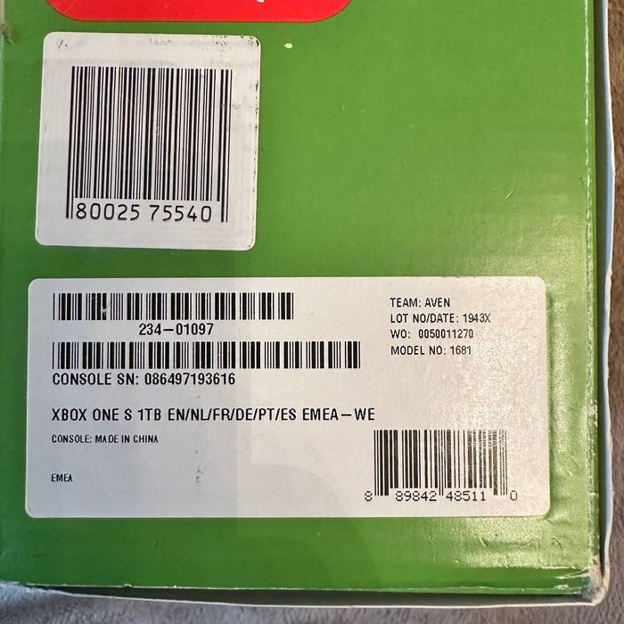 Xbox One S 1TB у відмінному стані