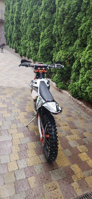 Продам кові 250 2т  стан9.5/10 2025р