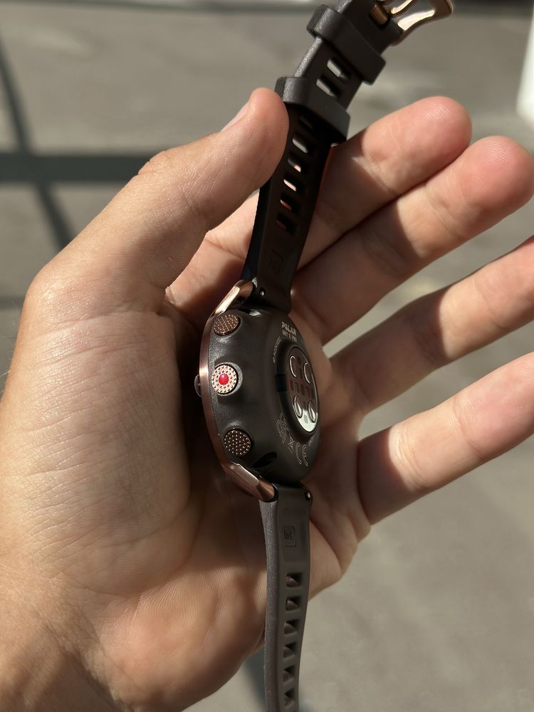 Смарт-годинник Polar Grit X Pro (90085775) з повною комплектацією