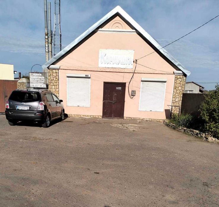 Оренда приміщення під магазин/склад ,площа 70кв.м. СМТ Великодолинське