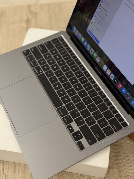 Macbook air m1 8/256 97% ідеал