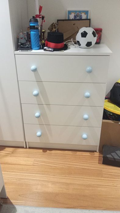 Cómoda quarto branca