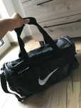 Torba podróżna na ramię Nike Brasilia L
