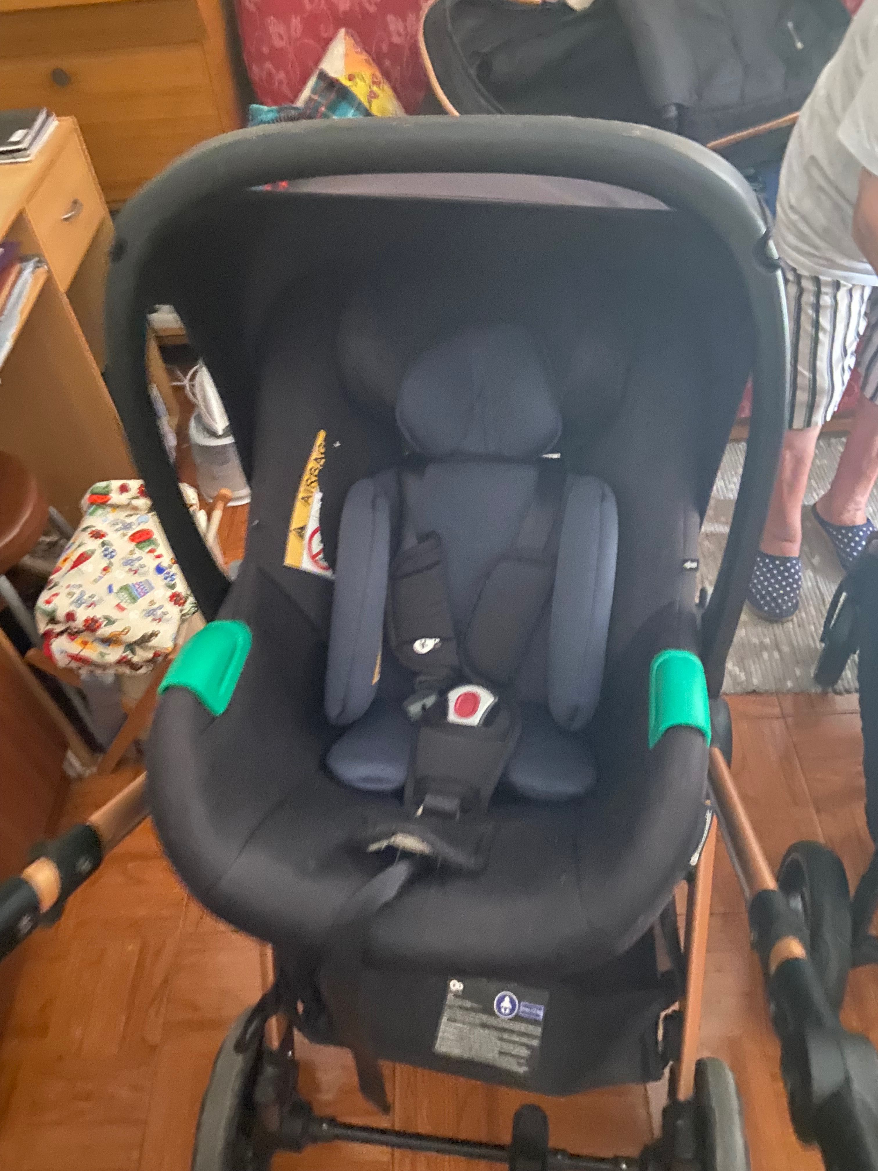 Carrinho de bebé