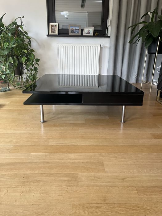 Stolik do kawy czarny srebrne nozki