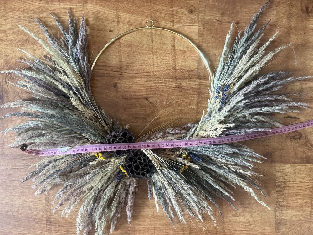 Wianek na drzwi , rekodzielo naturalne trawy boho