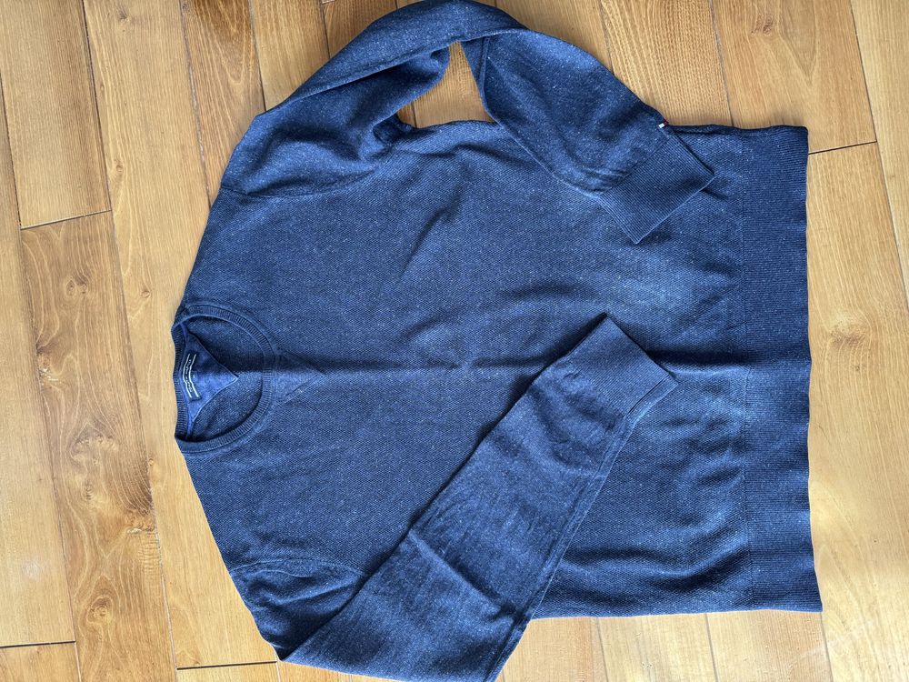 Piękny sweter męski Tommy Hilfiger rozmiar XL stan bdb