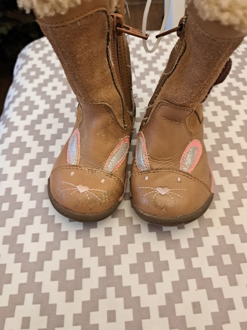 Skórzane kozaki clarks 20