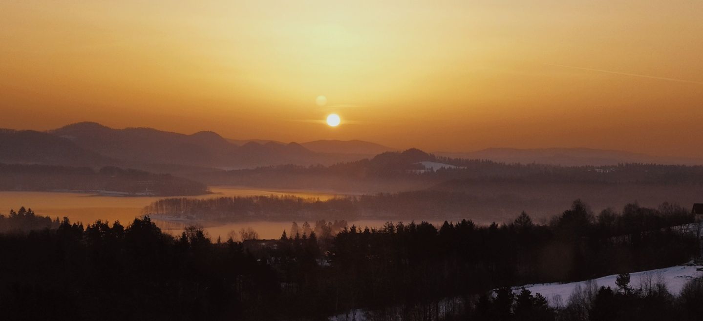 Pokoje, apartament z widokiem na góry  jezioro Bieszczady Polańczyk