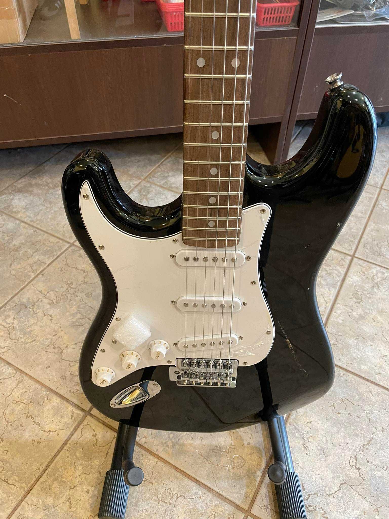 Gitara elektryczna Aria STG-003 BK LH leworęczna - powystawowa