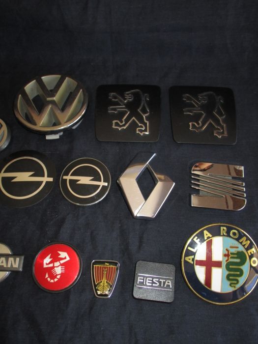 Símbolos e emblemas de marcas automóveis Ford Datsun VW Mini