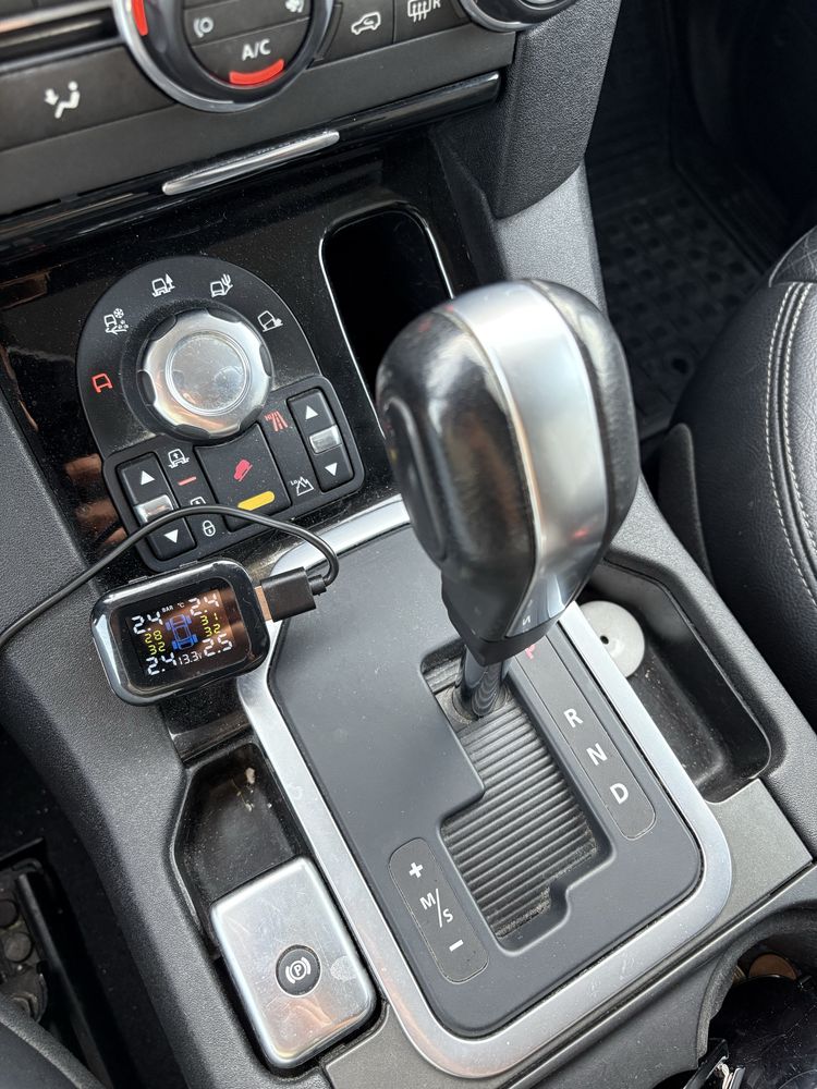 Discovery 4 TDV6 HSE