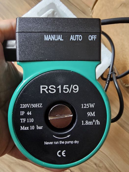 Bomba circulação reforço água quente