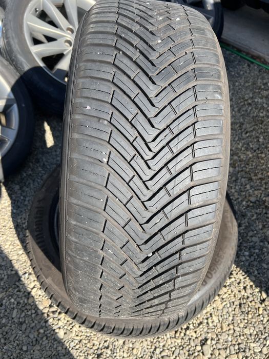 Продам резину 235/50р 19
