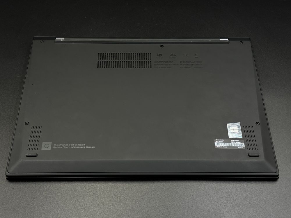 Lenovo ThinkPad X1 Carbon gen. 9 - i5/16GB/256GB SSD - faktura VAT 23%