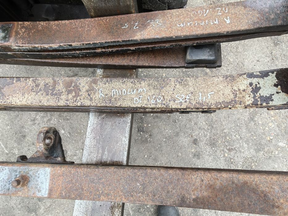 Resor tył renault midlum 3 piórowy koło 17,5 długość 160