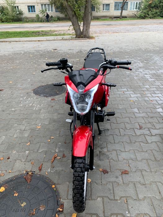 Мотоцикл spark 150 r15