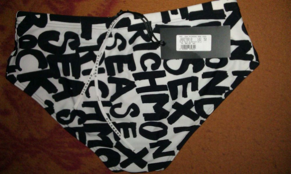 Екстравагантні чоловічі плавки із символікою - John Richmond original