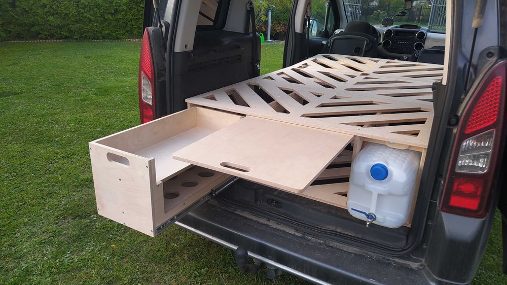 Zabudowa kempingowa Berlingo Partner mini camper box sklejka