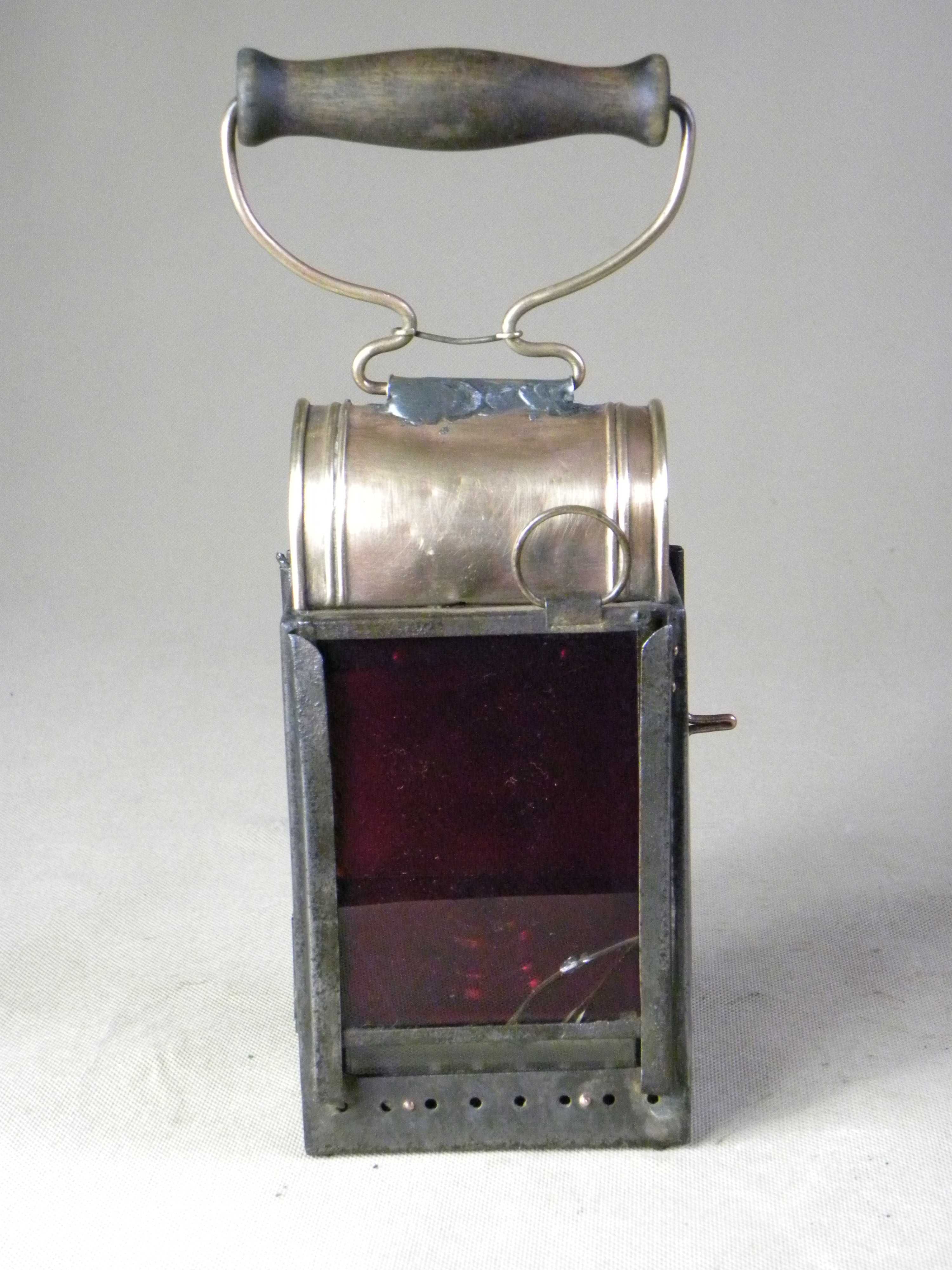 Kolekcjonerska niemiecka kolejowa lampa naftowa F.F.A Schulze wz. 28