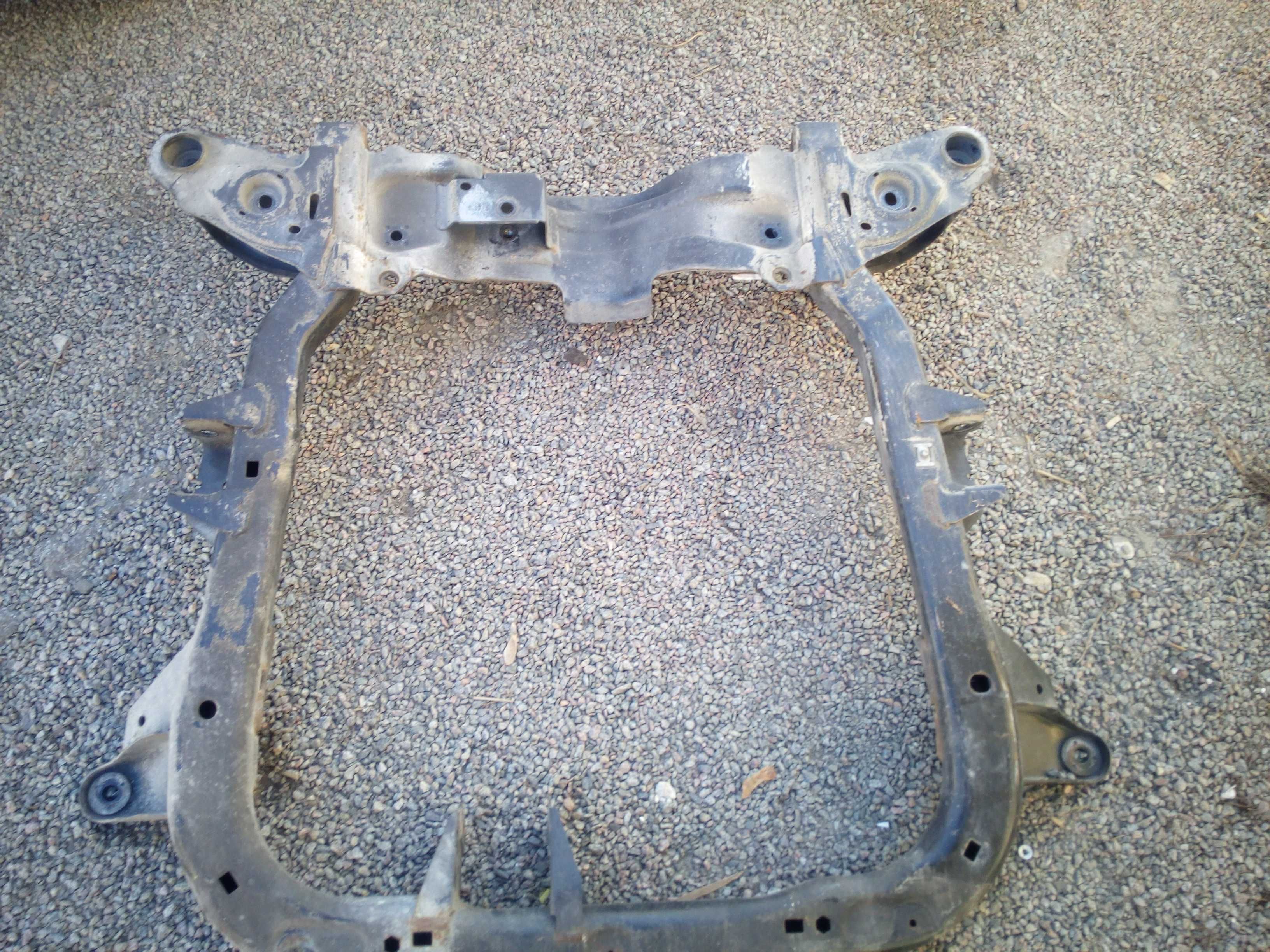 Балка подрамник двигуна Opel Combo Opel Meriva 93174594