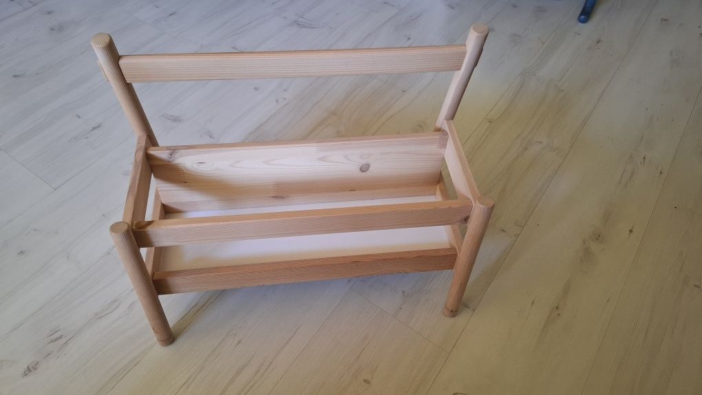 Stajak na książki Ikea