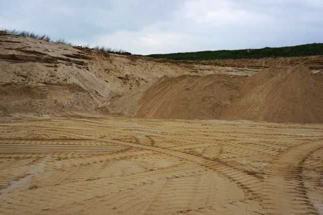 Piach zasypkowy Piasek zasypowy do zagęszczenia fundamenty Koparka